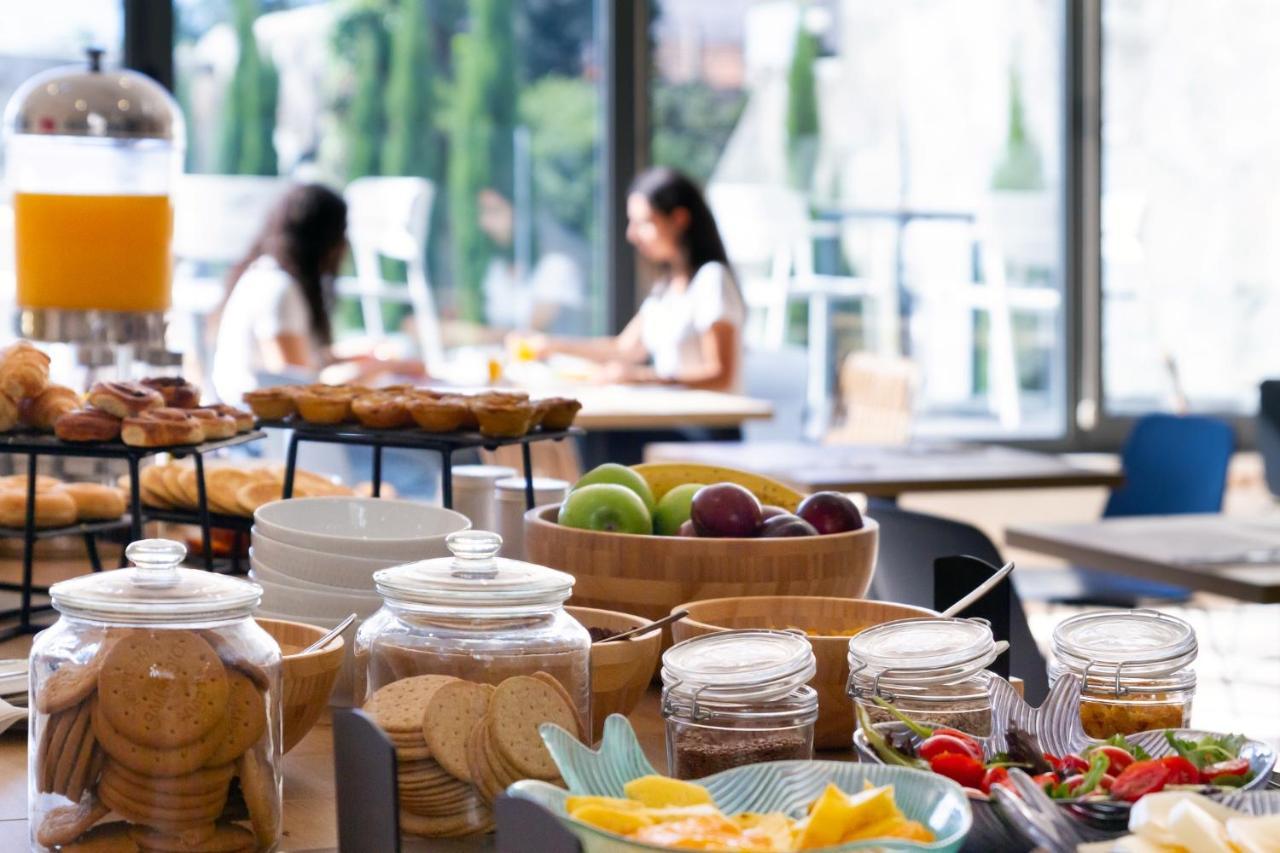 Select Hotel 4*